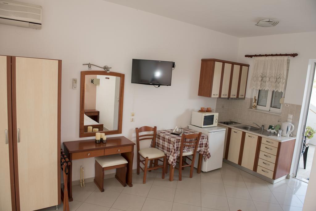 Nephele Apartments Faliraki Exterior foto